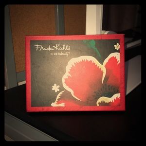 Ulta beauty Frida Khalo eyeshadow pallet